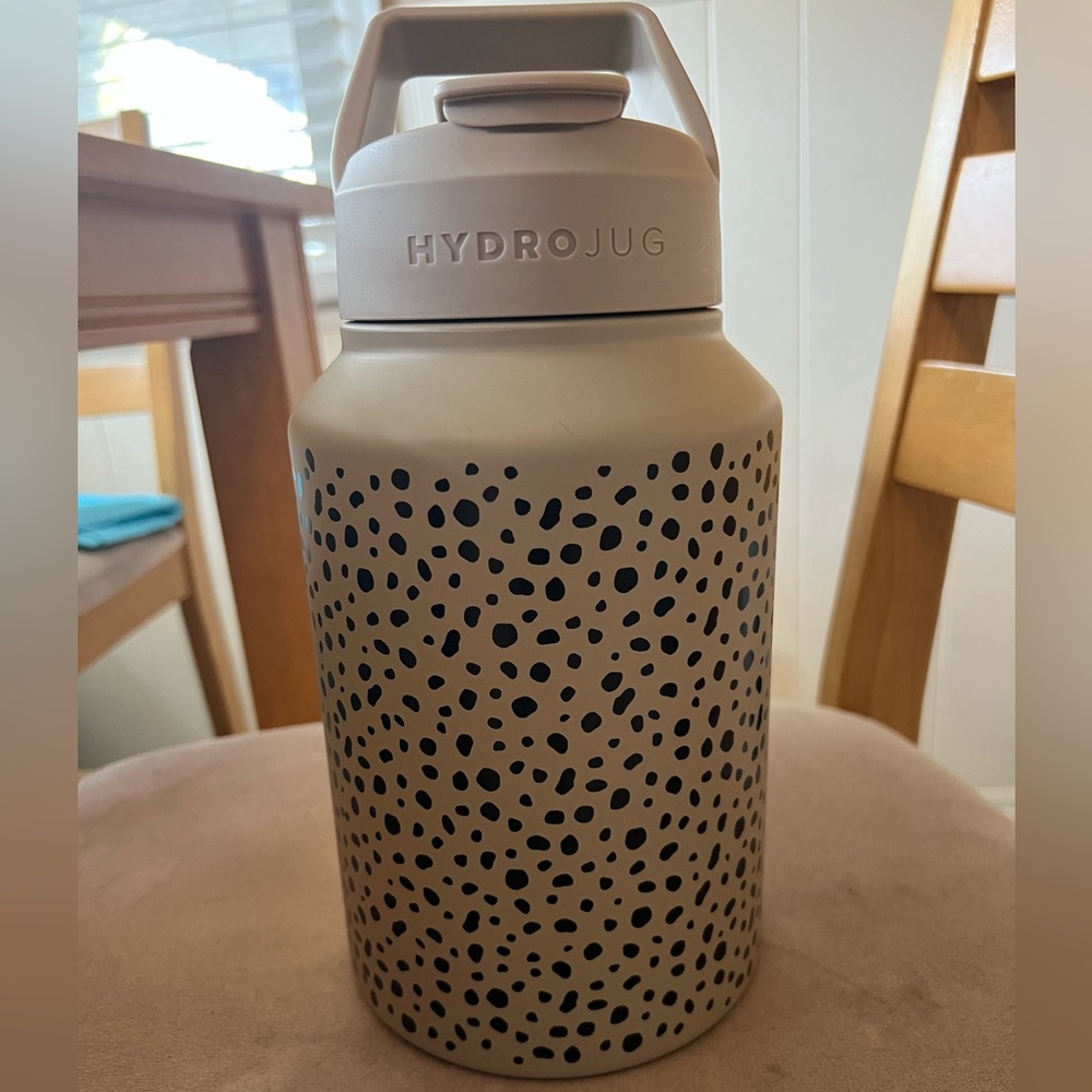 64 oz Insulated HydroJug